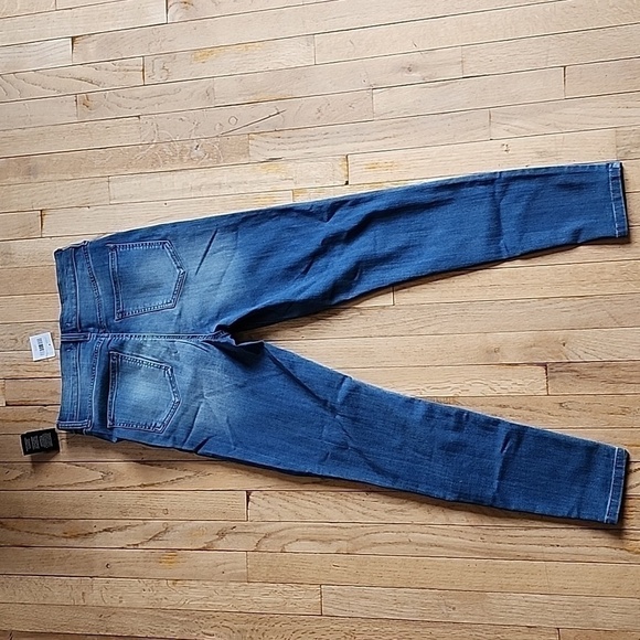 NWT Altar'd State The Spice Skinny Jean Sz 7/28 - Picture 4 of 4